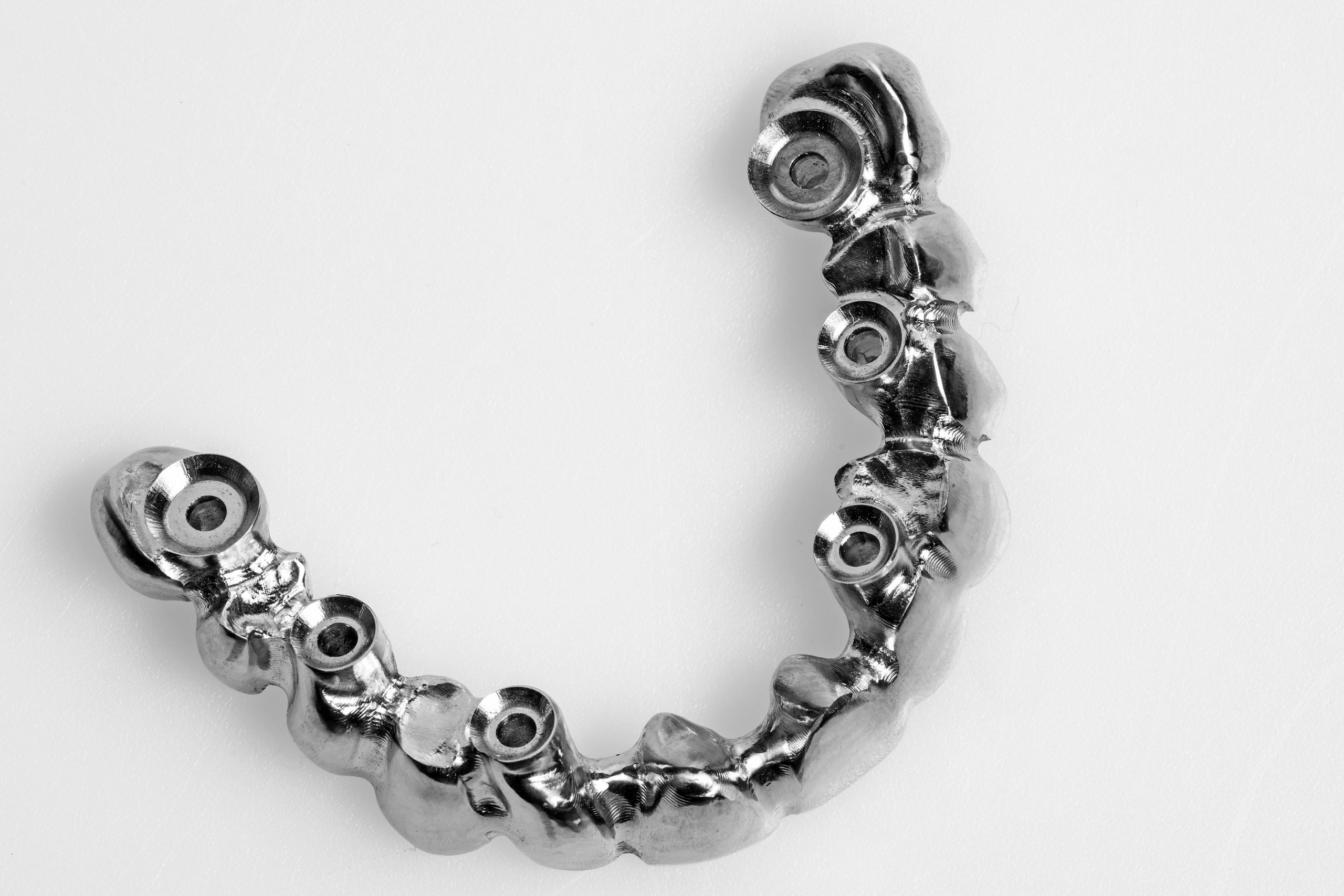 Beautiful,Ceramic,Teeth,Made,In,The,Dentist,'s,Office,On